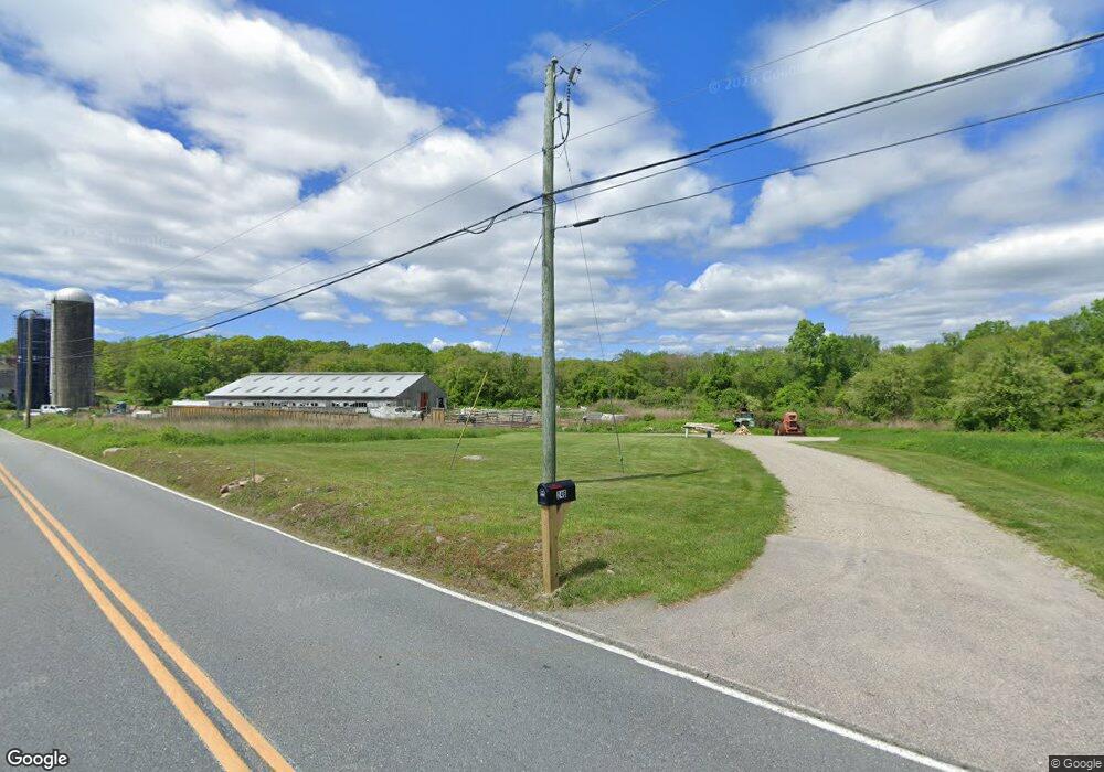 246 Mystic Rd, North Stonington, CT 06359 - photo 1