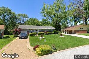 9859 Omega Dr, Saint Louis, MO 63136