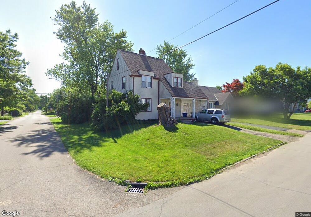 124 Powhatan Ave, Columbus, OH 43204 - photo 1