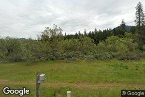 8999 Takilma Rd, Cave Junction, OR 97523