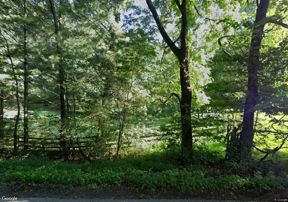 1104 Greathouse Rd, Bowling Green, KY 42103 - photo 1