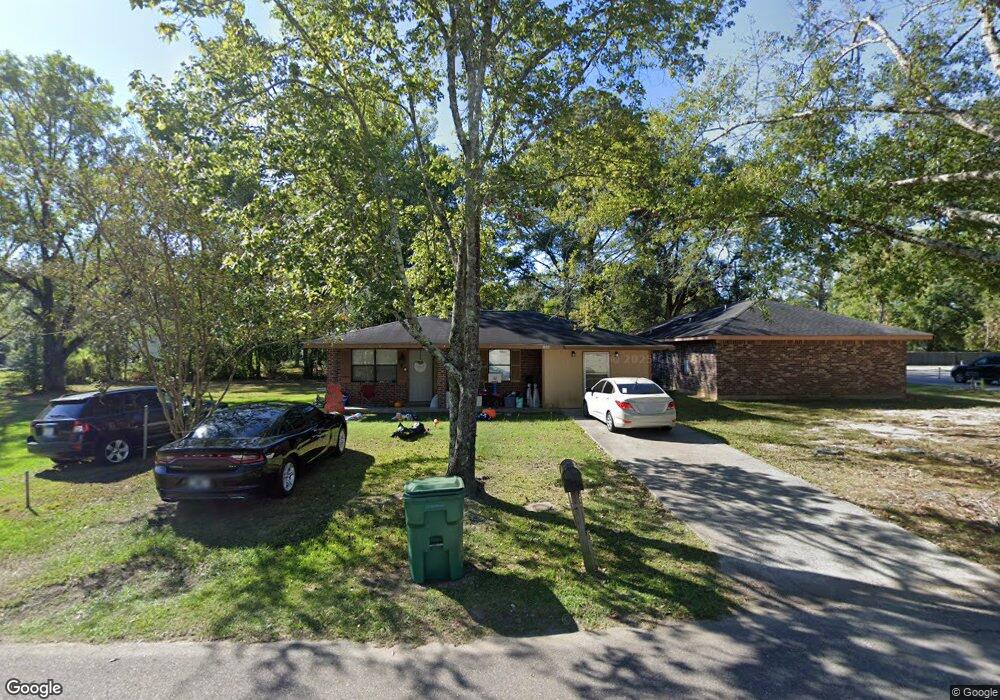 1004 Baylous St, Picayune, MS 39466 - photo 1