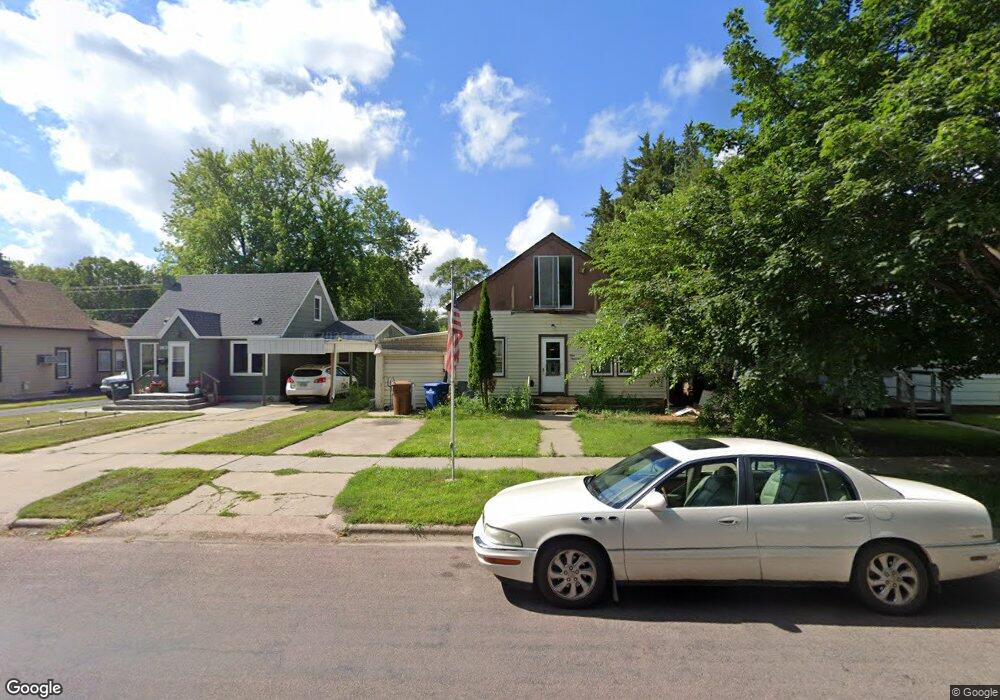 1009 E 7th Ave, Mitchell, SD 57301 - photo 1