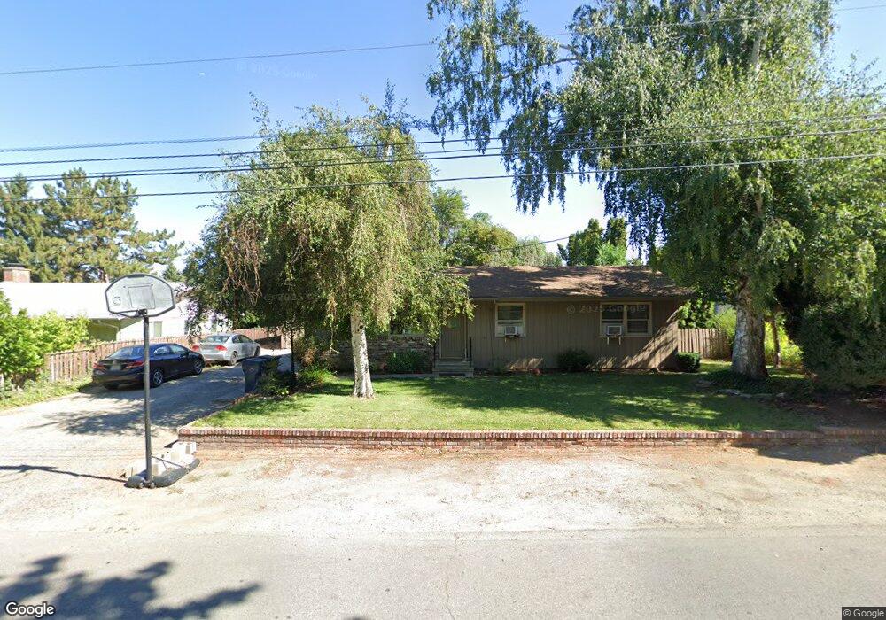 1259 1st St SE, East Wenatchee, WA 98802 - photo 1