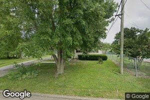 10 Tanager Dr, Decatur, IL 62526