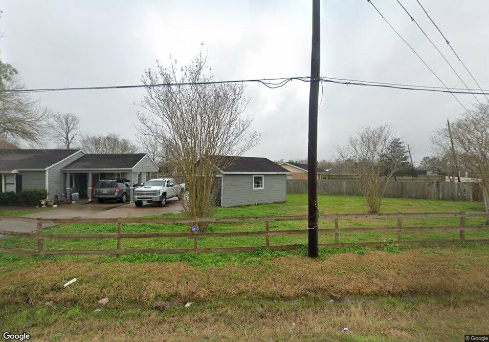 3514 Statesman Dr, Alvin, TX 77511 - photo 1