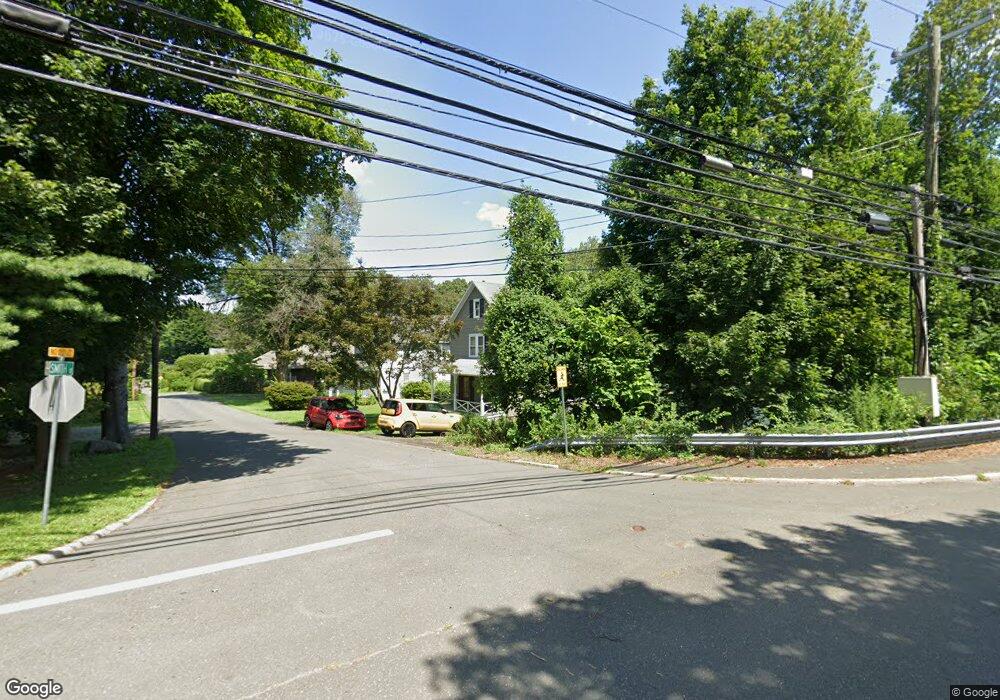 4 Smith St, Redding, CT 06896 - photo 1