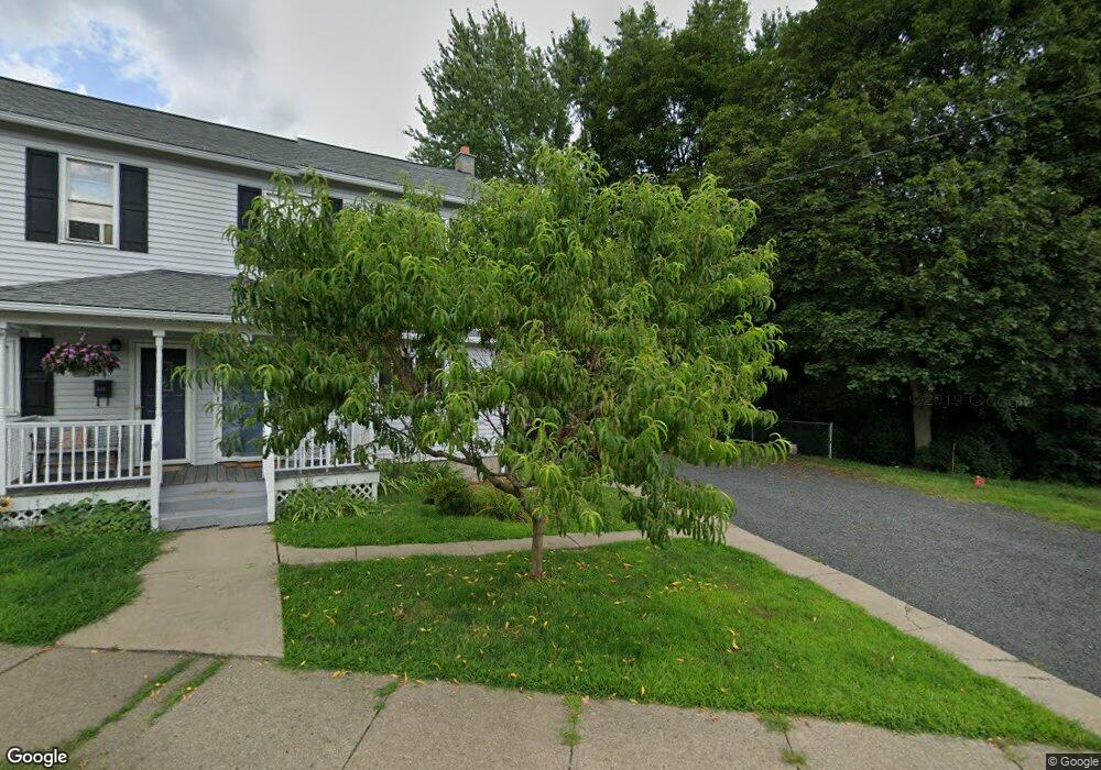 512 Ave, Olyphant, PA 18447 - photo 1