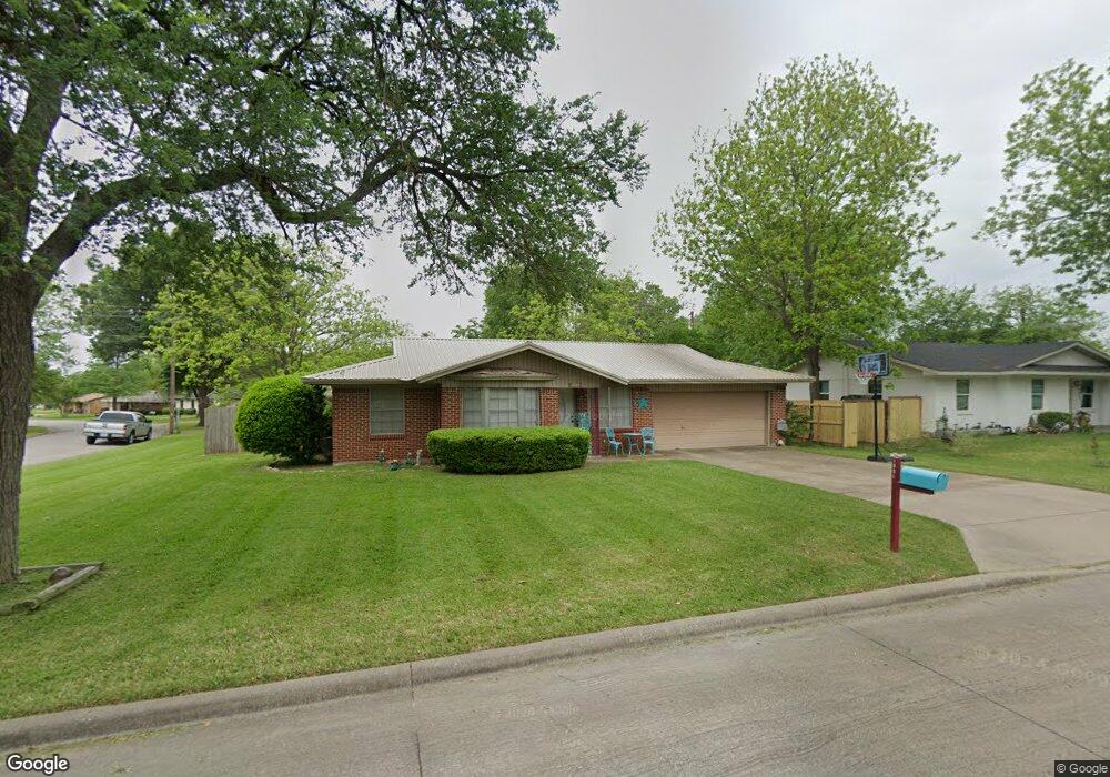 1501 Nichols St, Ennis, TX 75119 - photo 1