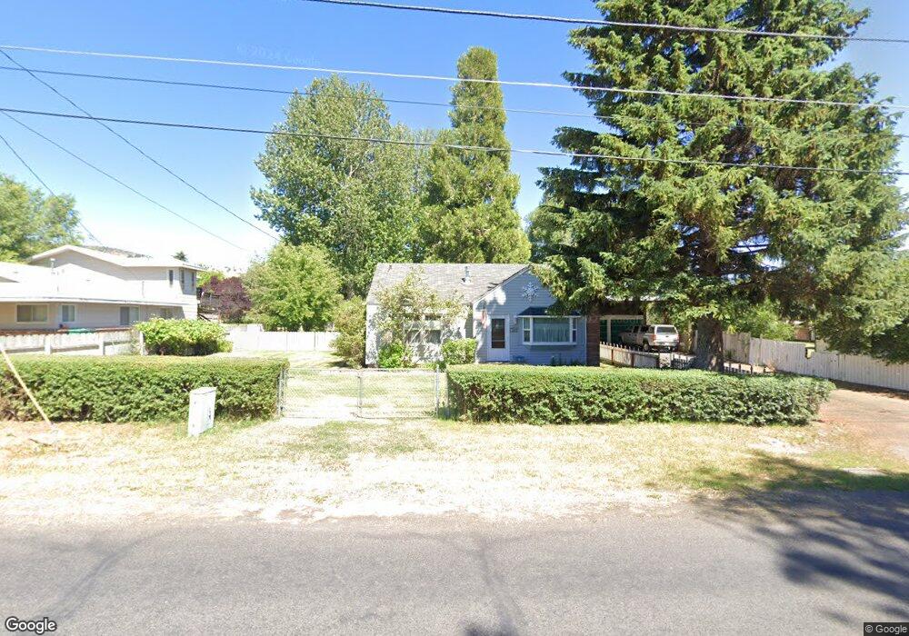 2009 Wiard St, Klamath Falls, OR 97603 - photo 1