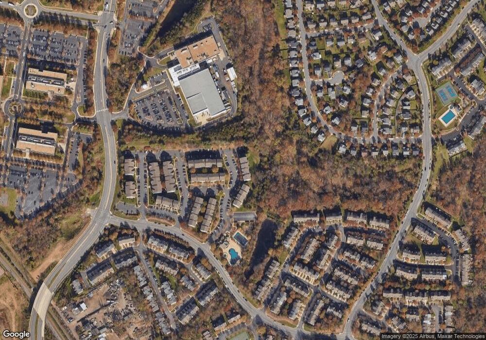 21846 Elkins Terrace unit 28146, Sterling, VA 20166 - photo 1