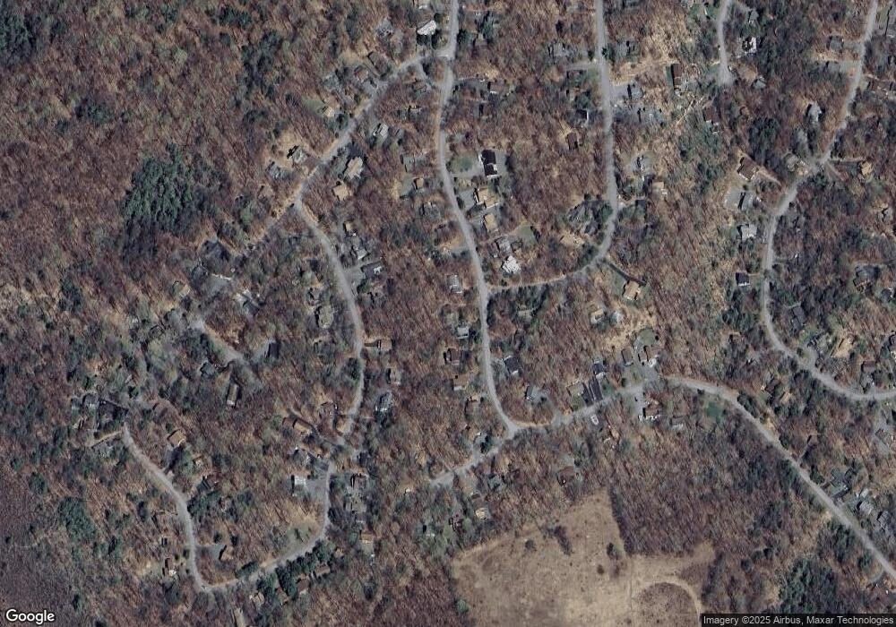 181 Parkwood Dr, Hawley, PA 18428 - photo 1