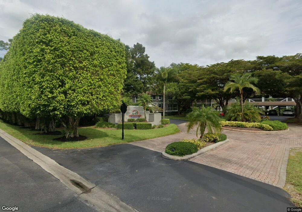 622 Wiggins Bay Dr unit C-22, Naples, FL 34110 - photo 1