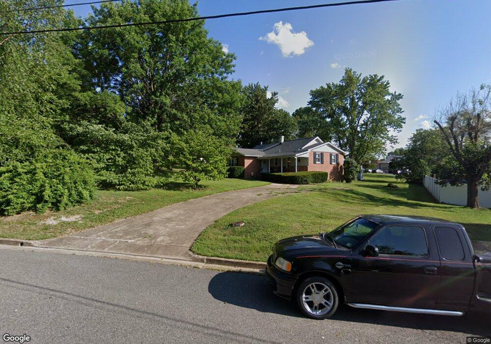 1140 Sharpes Dr, Harrisonburg, VA 22801 - photo 1