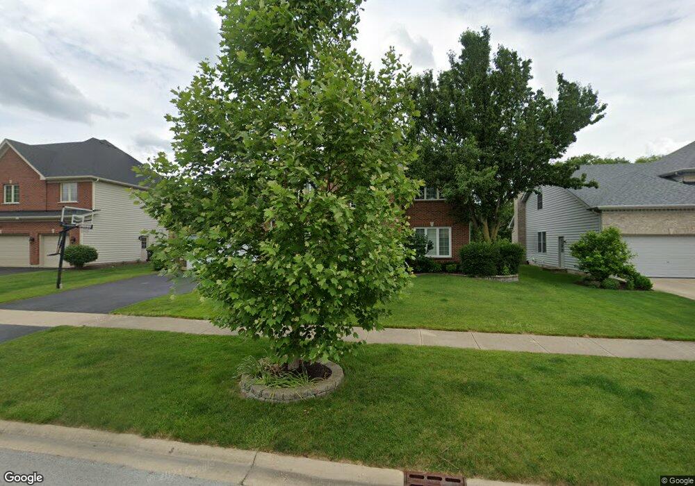 2511 Bangert Ln unit 2, Naperville, IL 60564 - photo 1