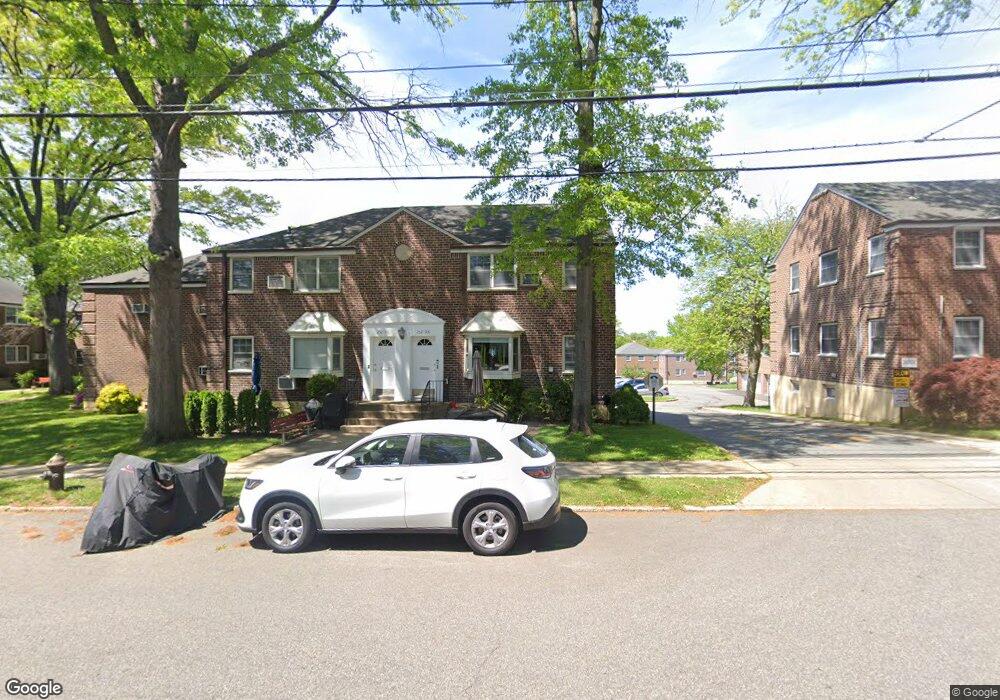 25203 60th Ave unit 107, Little Neck, NY 11362 - photo 1