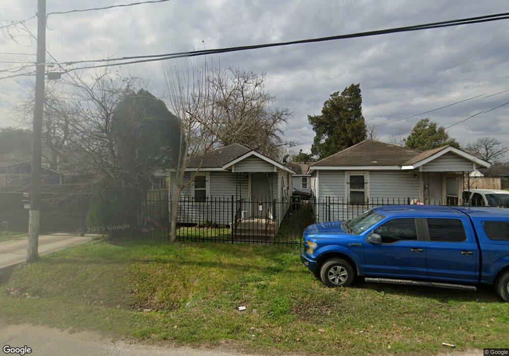 5219 Chapman St, Houston, TX 77009 - photo 1