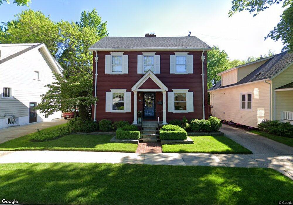 66 Mapleton Rd, Grosse Pointe Farms, MI 48236 - photo 1