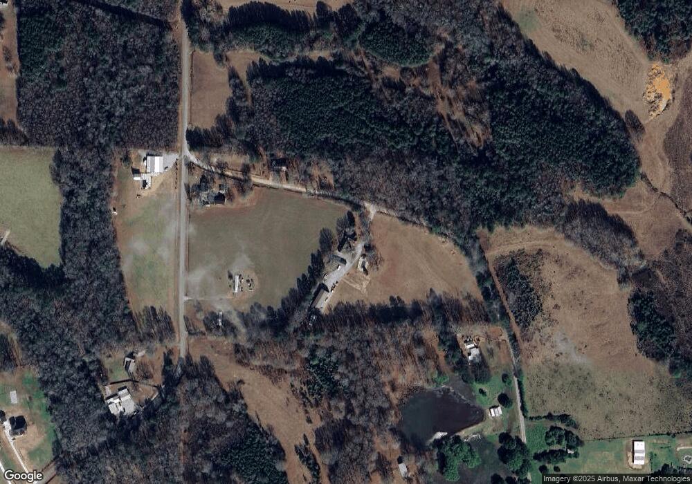 954 Kinney Lake Rd, Carrollton, GA 30116 - photo 1