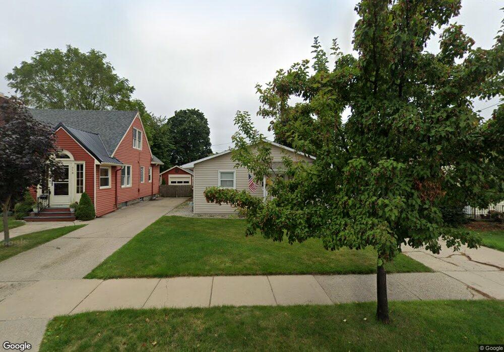 312 E Rockford Rd, Lansing, MI 48910 - photo 1