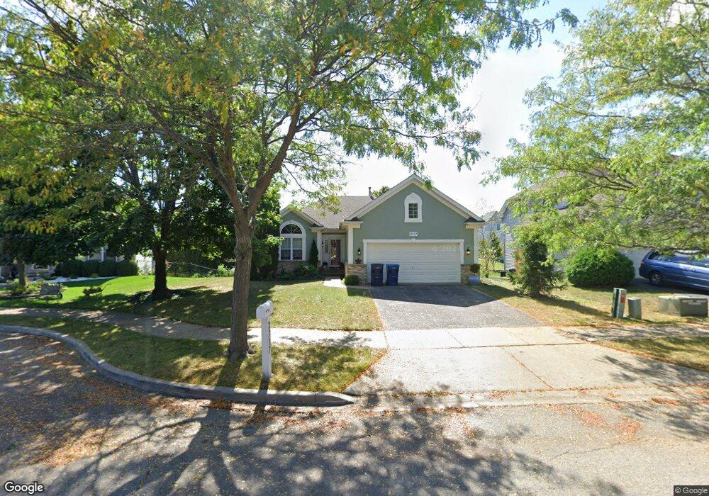 2717 W Hayley Ct, Waukegan, IL 60085 - photo 1