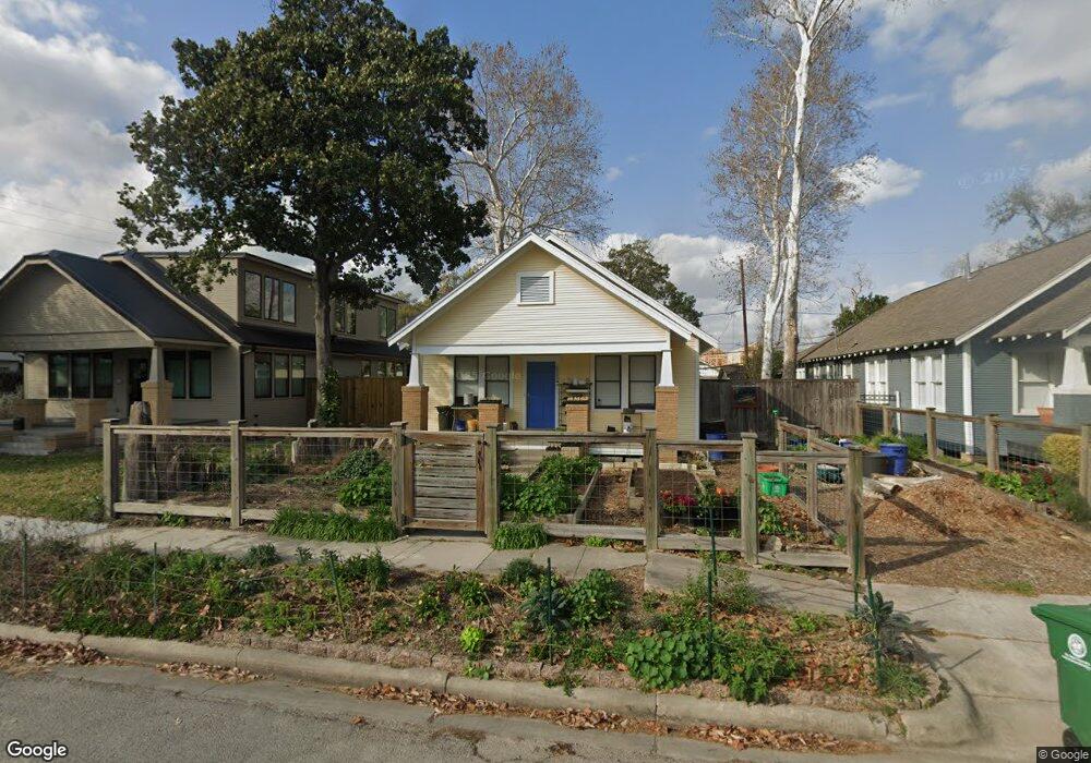 605 Aurora St, Houston, TX 77008 - photo 1
