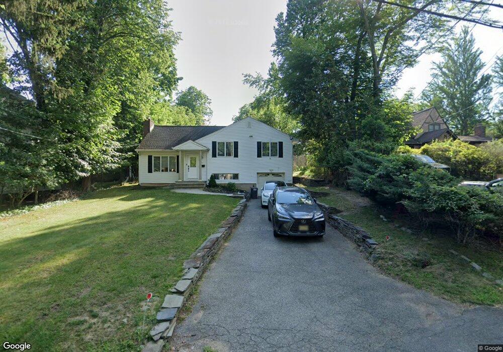 26 Elliott Rd, Harrington Park, NJ 07640 - photo 1