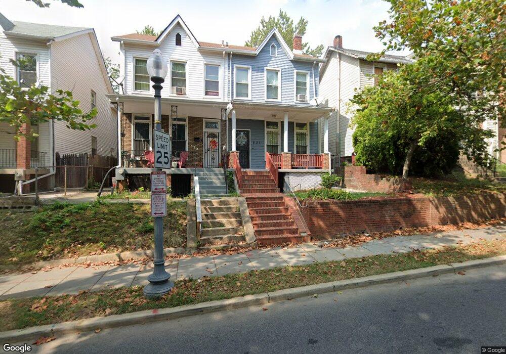 591 Columbia Rd NW, Washington, DC 20001 - photo 1