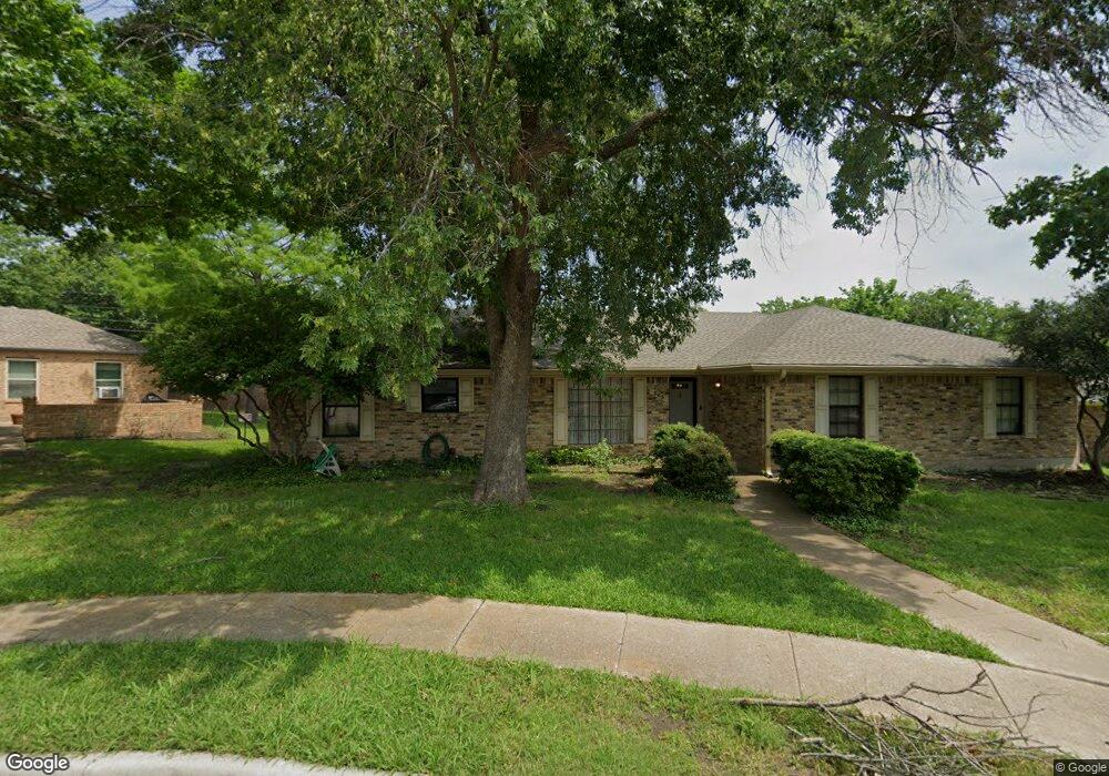 303 Woodhollow Ct, Wylie, TX 75098 - photo 1