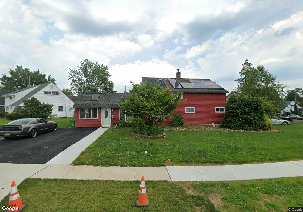 15 Ring Ln, Levittown, PA 19055 - photo 1