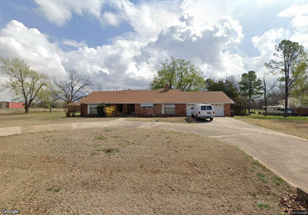 1030 Estell Dr, Moore, OK 73160 - photo 1
