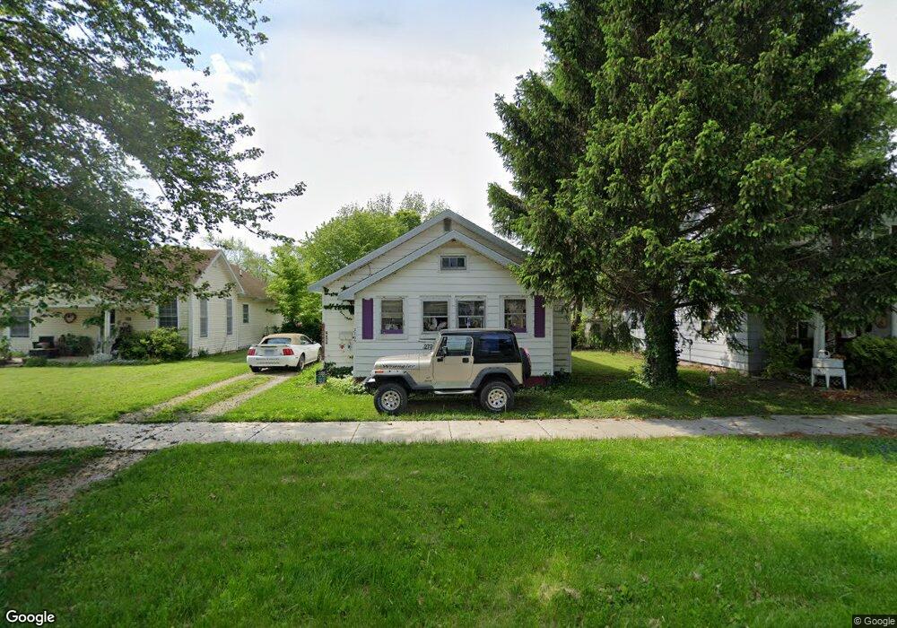 2709 Champaign Ave, Mattoon, IL 61938 - photo 1