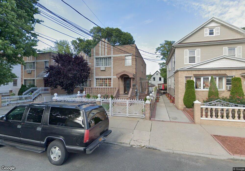 10941 174th St, Jamaica, NY 11433 - photo 1