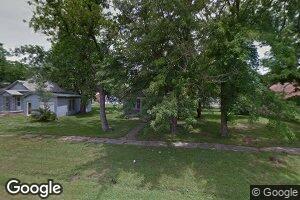233 S Pine St, Howard, KS 67349