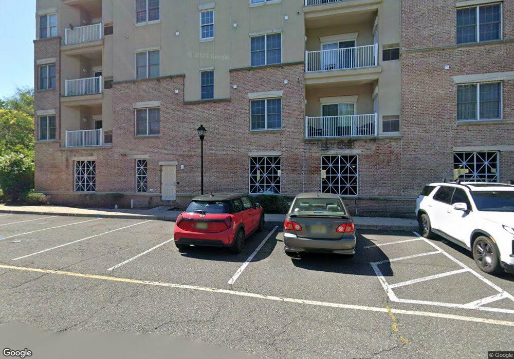 3311 Windsor Park Ct, Englewood, NJ 07631 - photo 1