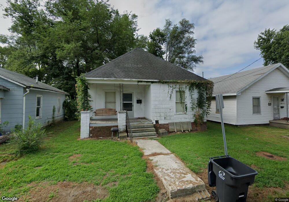 248 W Hinton Ave, Moberly, MO 65270 - photo 1