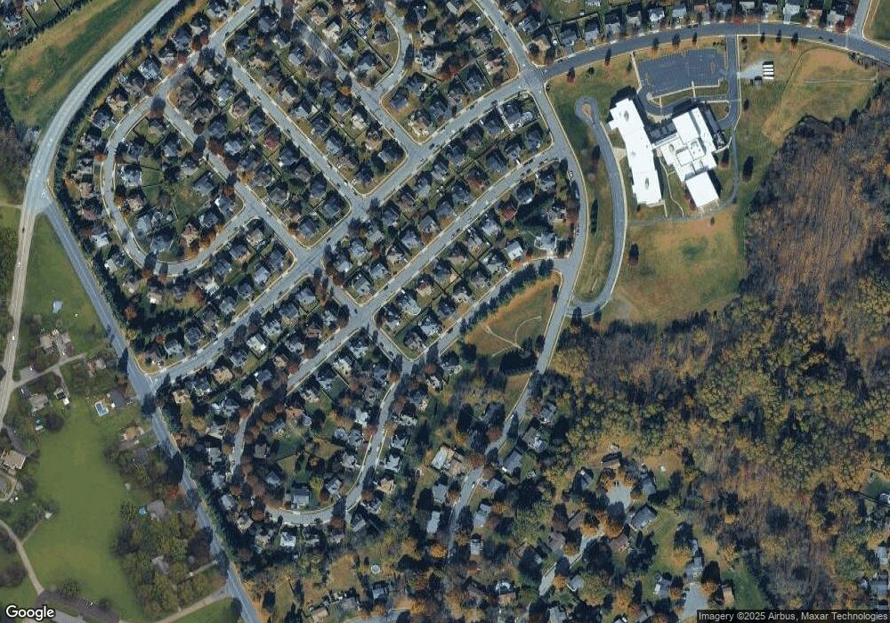 55 Kyle Dr, Phillipsburg, NJ 08865 - photo 1