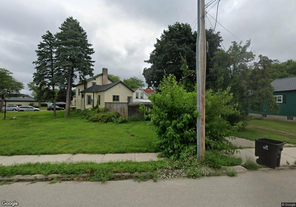 1312 6th St, Menominee, MI 49858 - photo 1