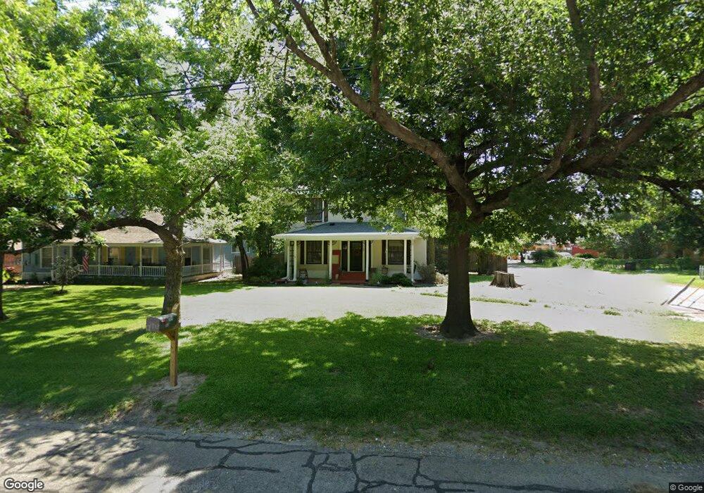 1108 N Main St, Bonham, TX 75418 - photo 1