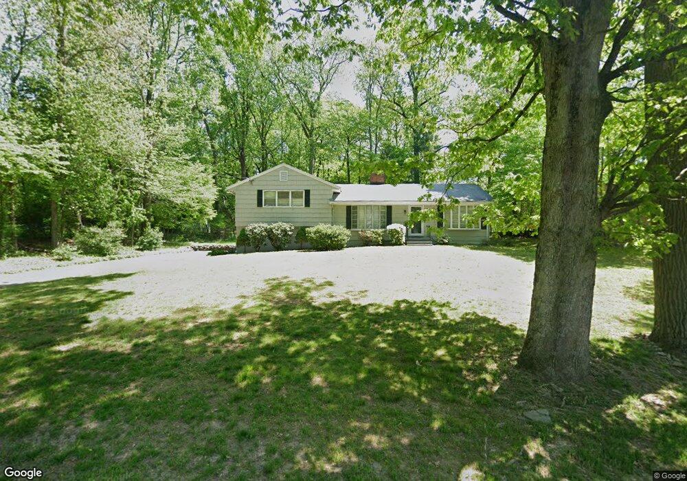 104 Canoe Brook Rd, Trumbull, CT 06611 - photo 1