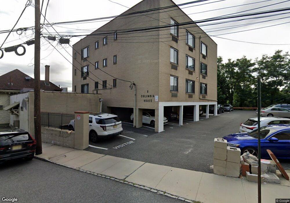 9 Columbia Terrace unit 2C, Edgewater, NJ 07020 - photo 1