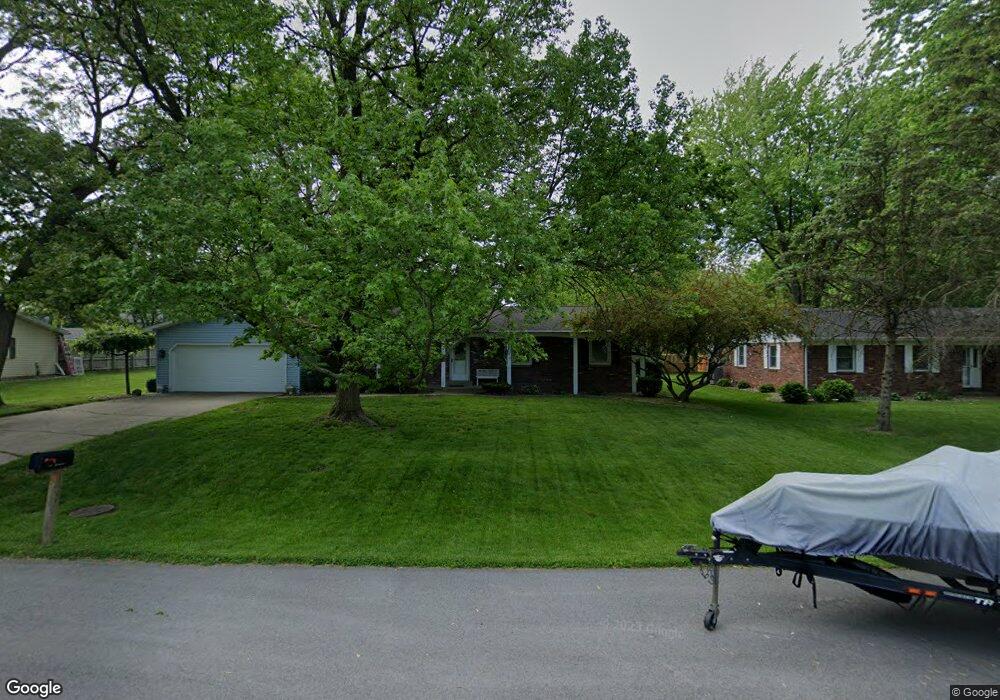 1053 Beechwood Dr, Nappanee, IN 46550 - photo 1