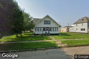 205 E Minnesota Ave, George, IA 51237