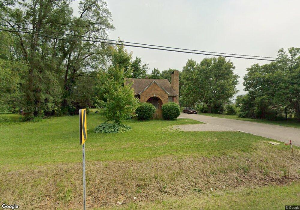 6028 W Farmington Rd, Peoria, IL 61604 - photo 1