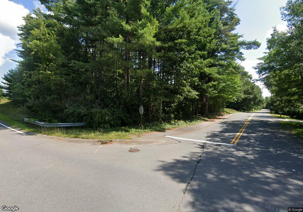 393 Cross Rd, Pembroke, NH 03275 - photo 1