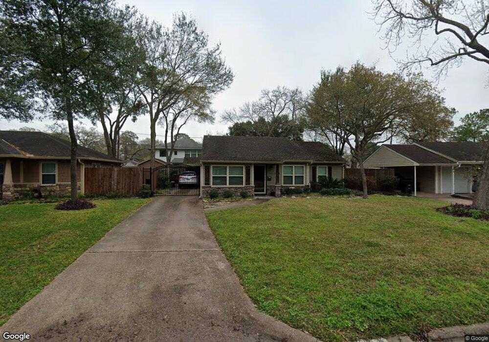 1606 Viking Dr, Houston, TX 77018 - photo 1
