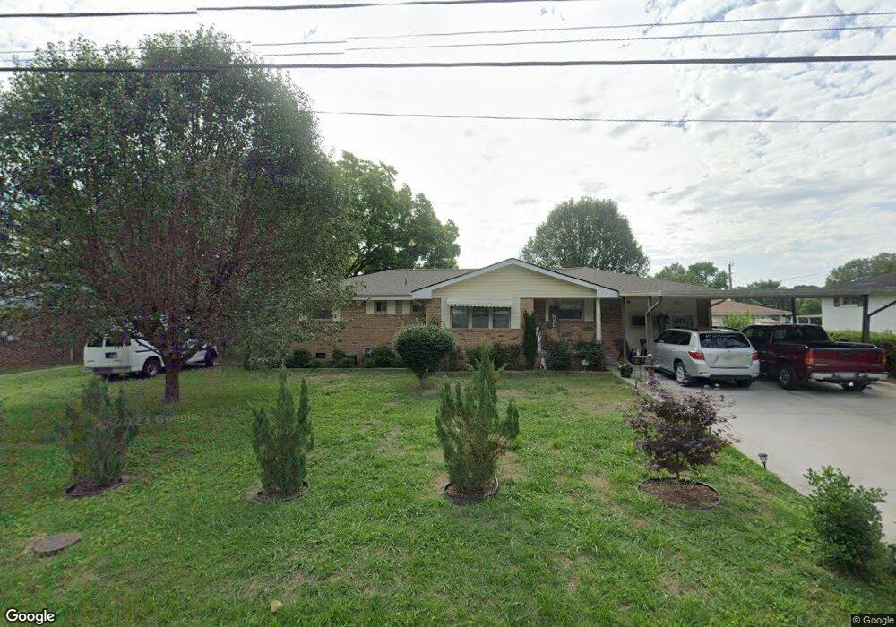 1704 Winifred Dr, Fort Oglethorpe, GA 30742 - photo 1