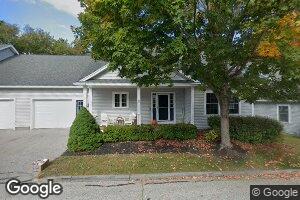32 York Ledge Dr, Cumberland Foreside, ME 04110