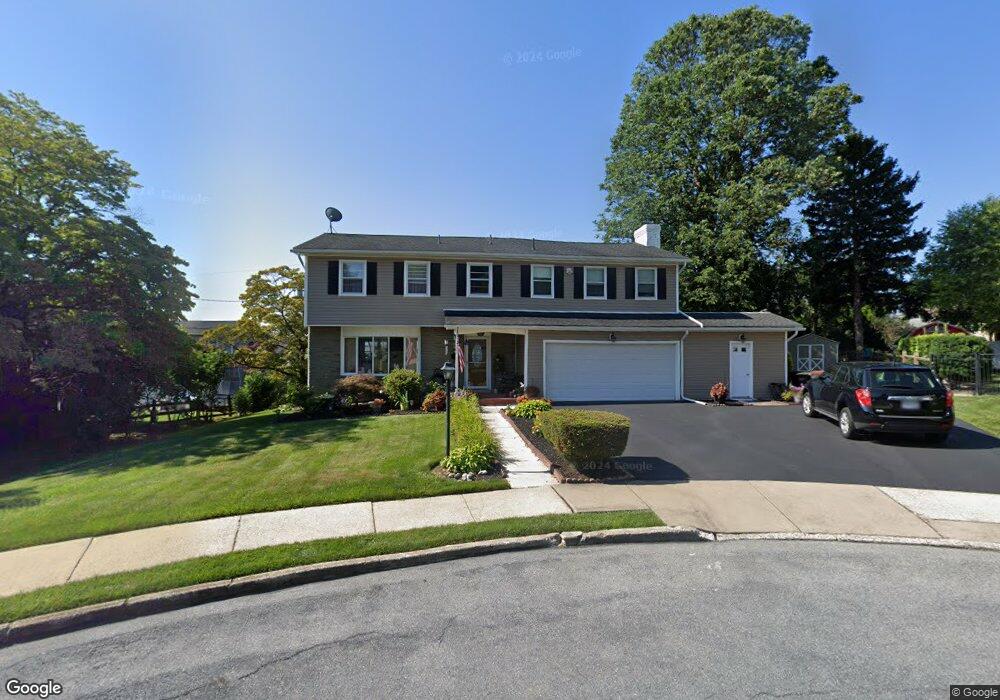 1124 Tremont Cir, Whitehall, PA 18052 - photo 1