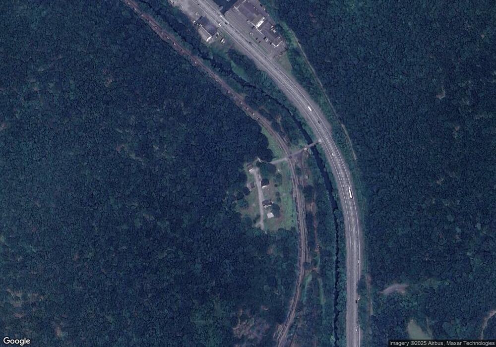 29 Carbon Ln, Tamaqua, PA 18252 - photo 1